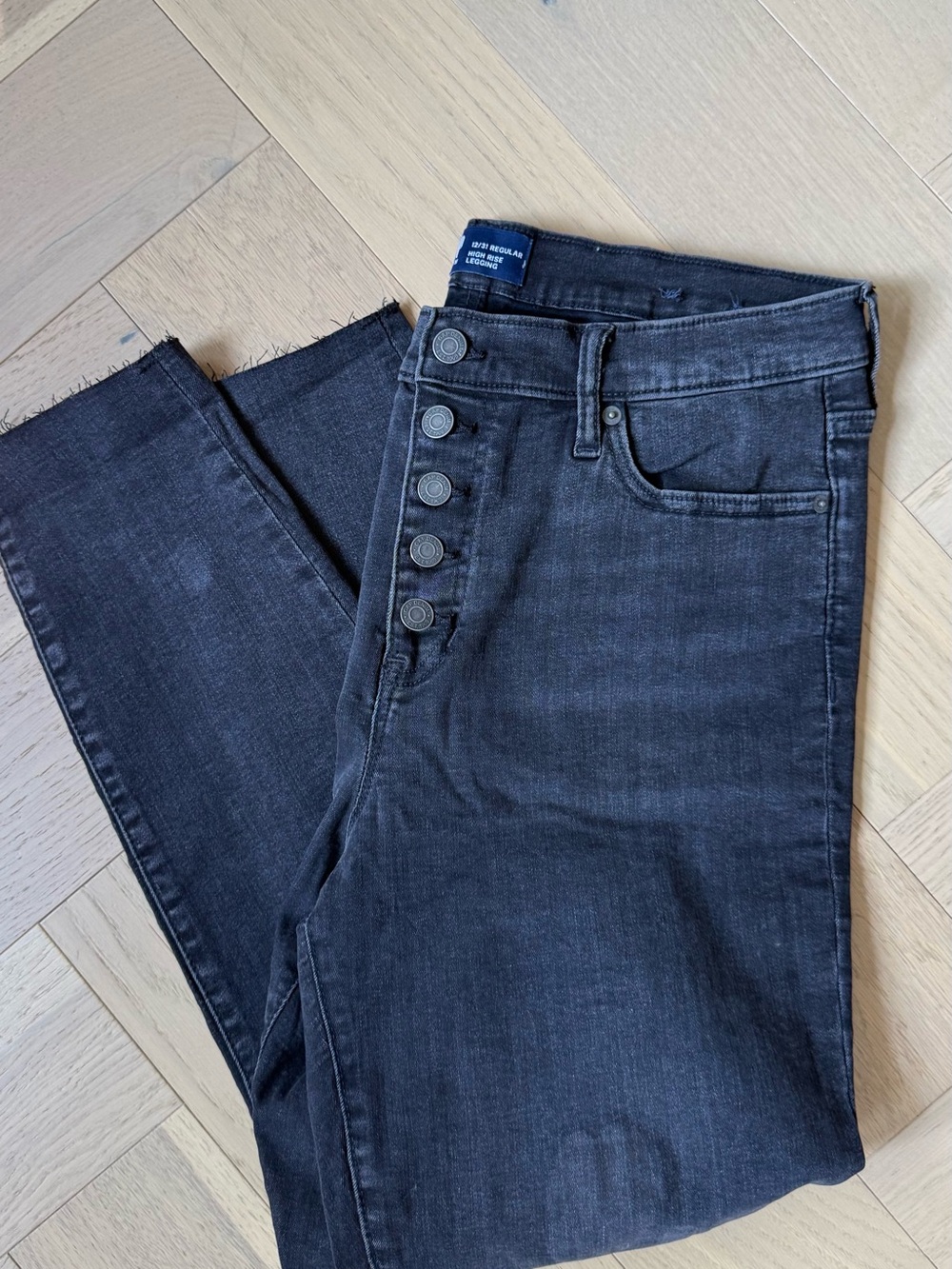 Gap High-Rise Black Button-Fly Women's Jeans